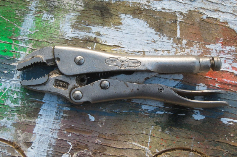 Illustration for article titled Found Tools Are The Best!